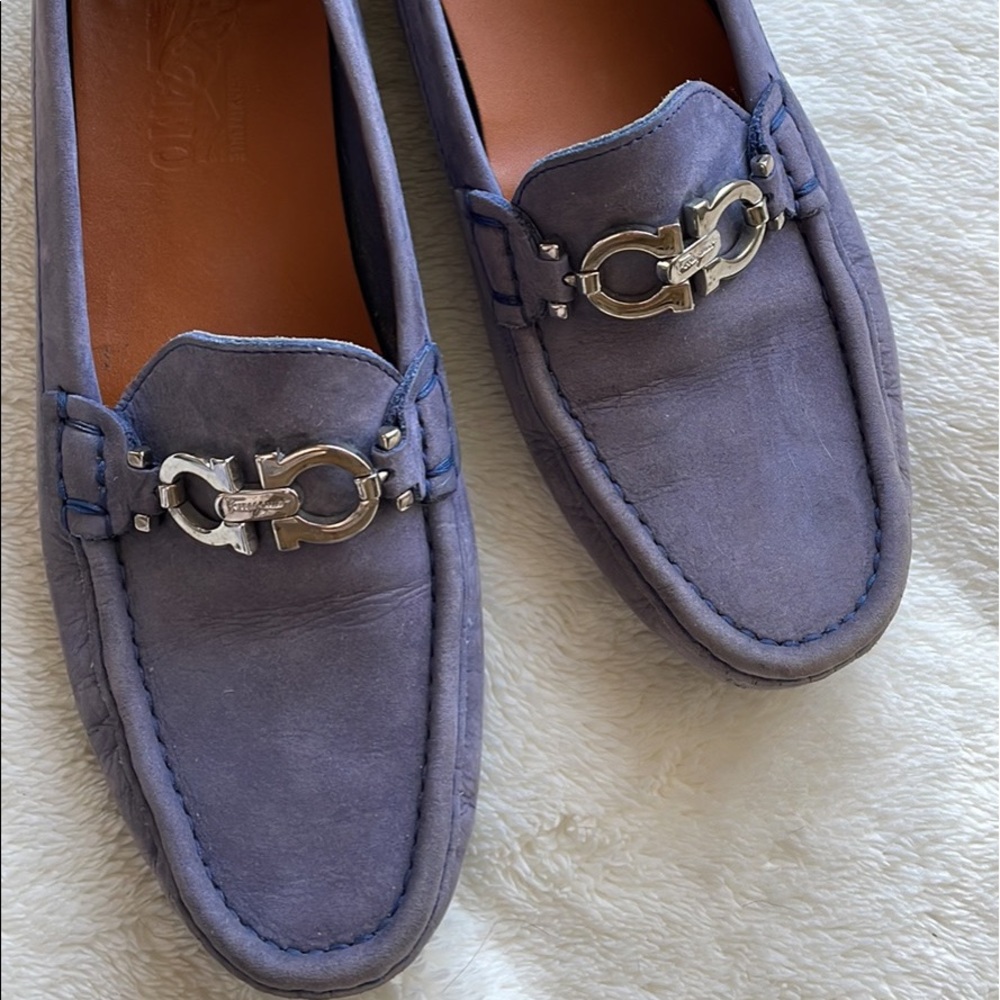 Salvatore Ferragamo Gancini drivers size 8 2A
